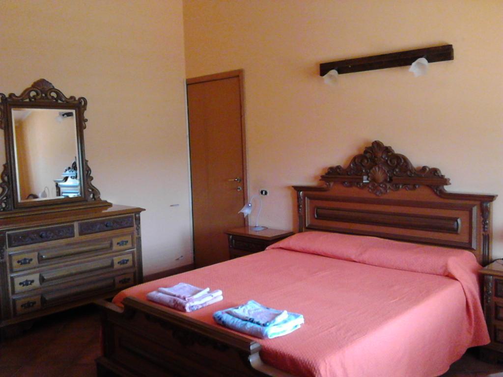 Villa Nina Trecastagni Phòng bức ảnh