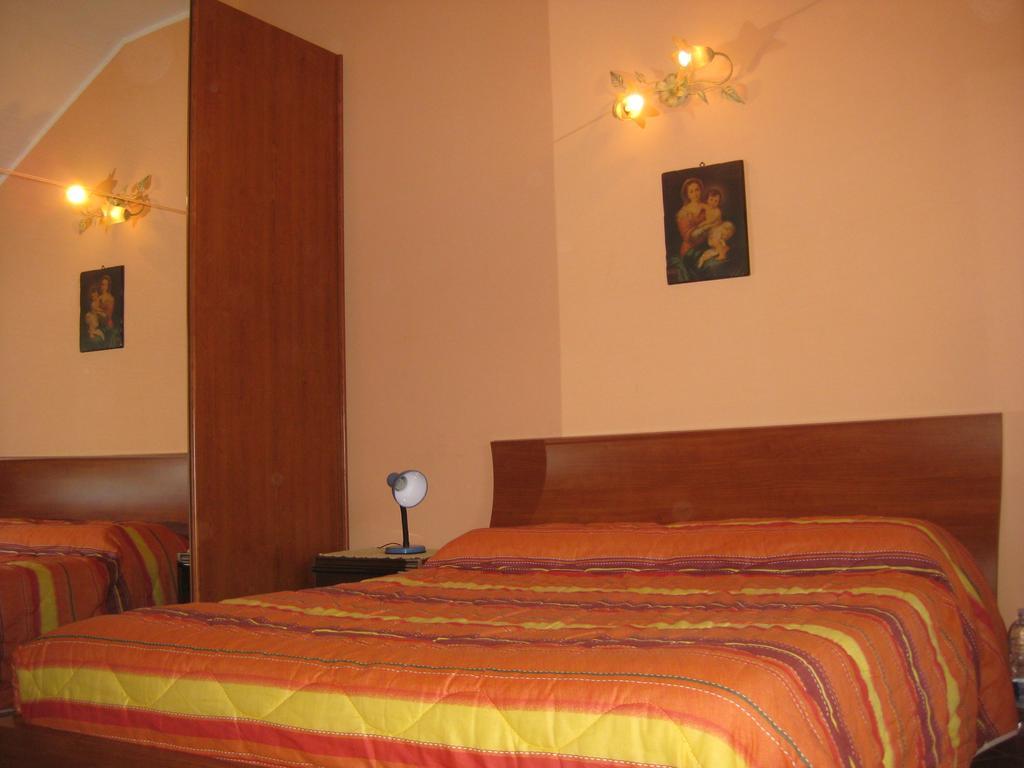 Villa Nina Trecastagni Phòng bức ảnh